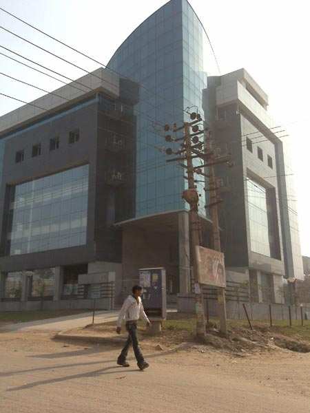 Factory 26783 Sq.ft. for Rent in Sector 32 Noida