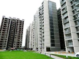 3 BHK Flat for Rent in Apollo DB City, Indore