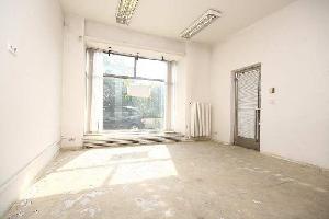  Commercial Shop for Rent in Anand Bazar, Indore