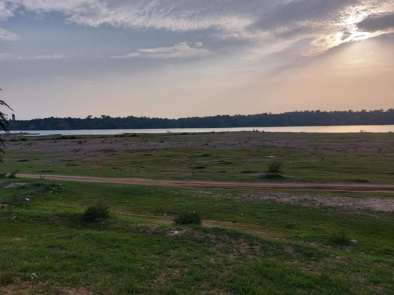  Agricultural Land 2000 Sq. Meter for Sale in Sindhrot, Vadodara