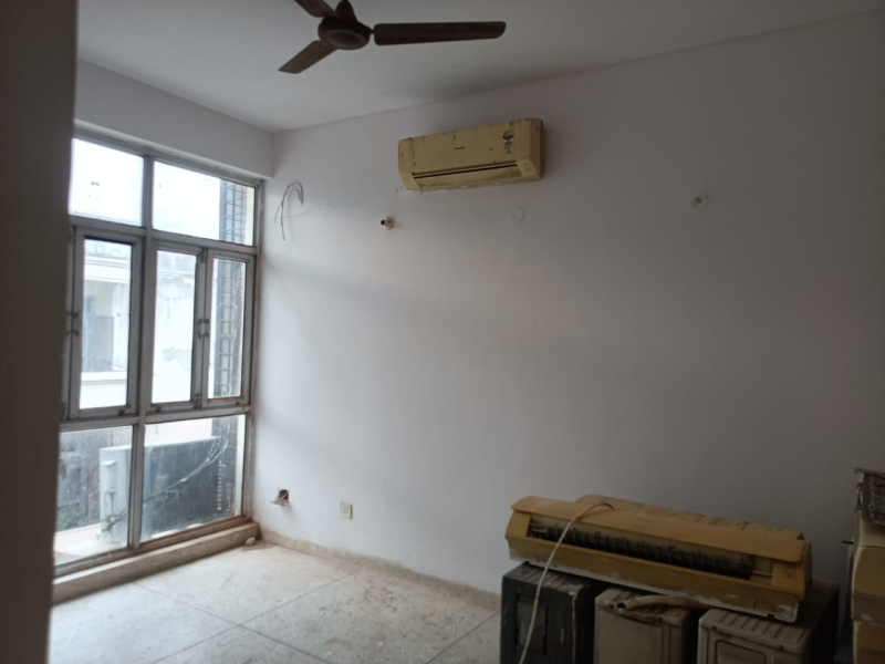 3 BHK 1500 Sq.ft. Builder Floor for Rent in Sushant Lok Phase III, Gurgaon