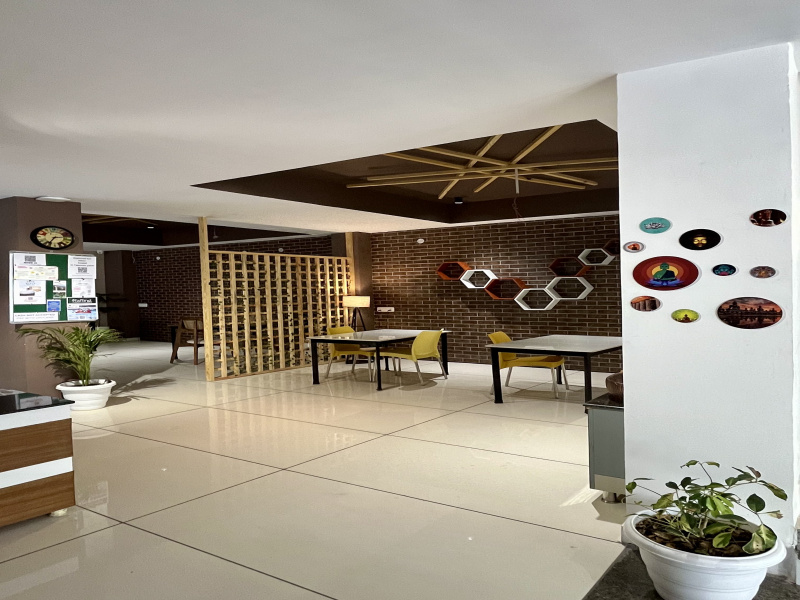  Hotels 1300 Sq.ft. for Rent in Tapovan, Rishikesh