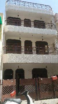 5 BHK House for Rent in New Multan Nagar, Paschim Vihar, Delhi