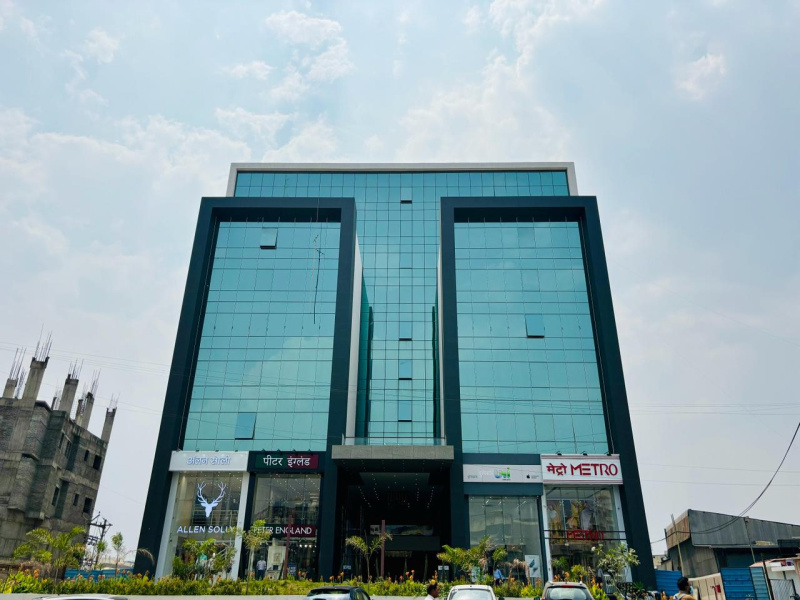  900 Sq.ft. Office Space for Rent in Savedi, Ahmednagar