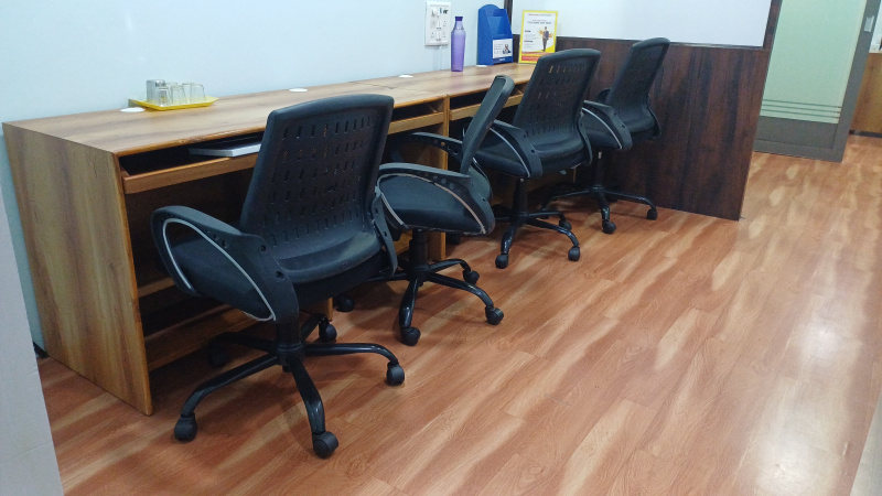  Office Space 580 Sq.ft. for Sale in B Cabin, Thane West, 