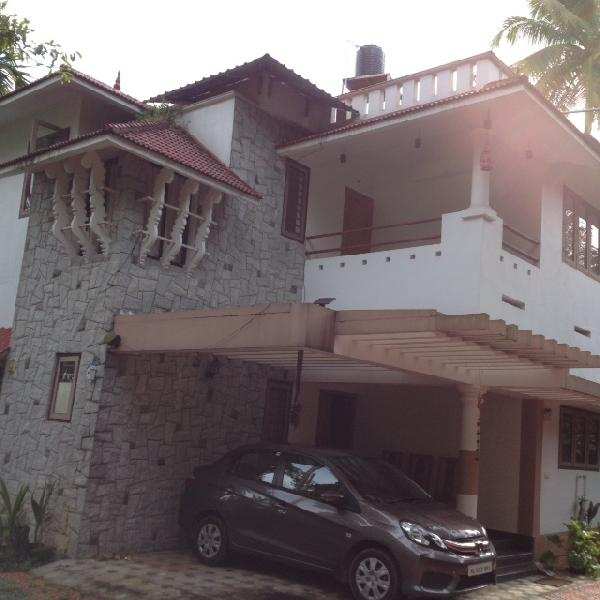 4 BHK Villa 2600 Sq.ft. for Sale in Angamaly, Ernakulam