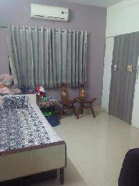 1 BHK Flat for Rent in Hill Road, Bandra West, Mumbai