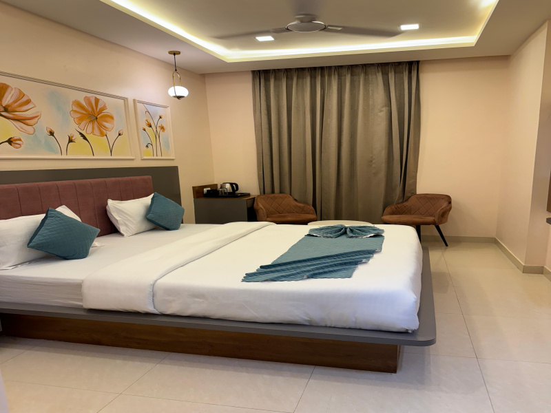  Hotels 7500 Sq.ft. for Rent in Fatehsagar, Udaipur