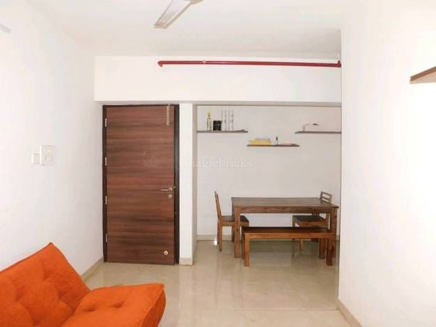 2 BHK 670 Sq.ft. Apartment for Sale in Malad East, Mumbai