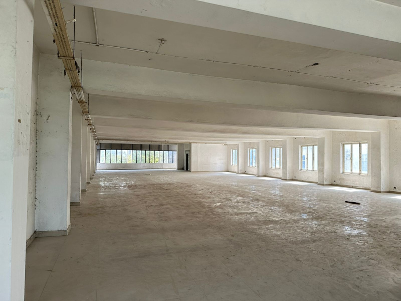 30000 Sq.ft. Factory for Sale in Udyog Vihar, Gurgaon
