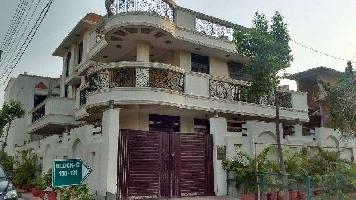 8 BHK House & Villa for Rent in Sector 50 Noida