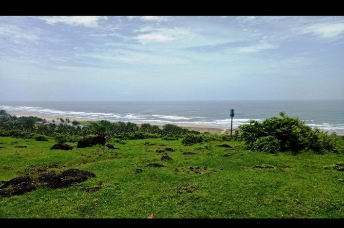  Commercial Land 225000 Sq. Meter for Sale in Mandrem, North Goa, 