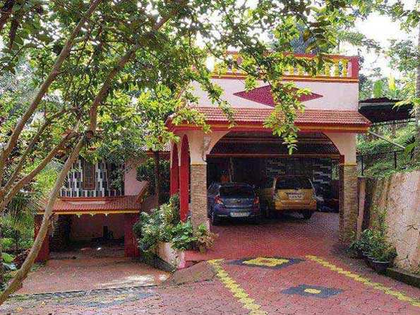 5 BHK House 8 Ares for Sale in Poomala, Thrissur