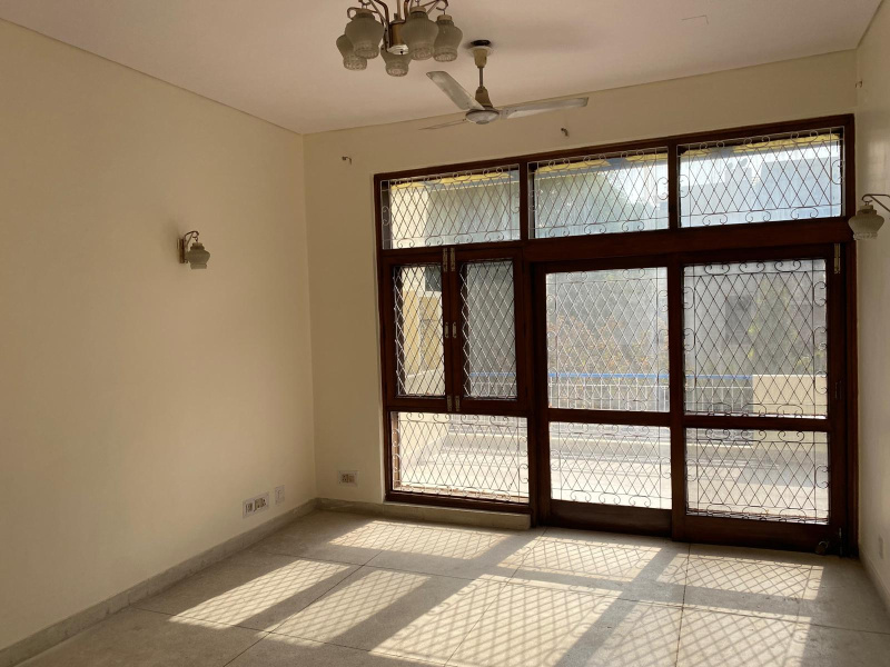 2 BHK 2100 Sq.ft. Builder Floor for Rent in Greater Kailash II, Delhi