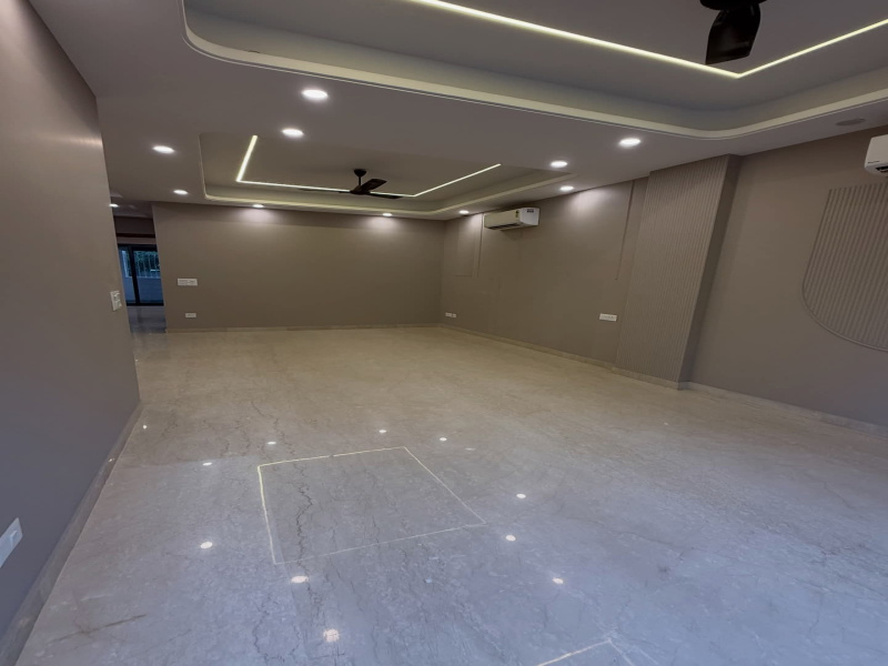 3.5 BHK 1980 Sq.ft. Builder Floor for Rent in Greater Kailash I, Delhi