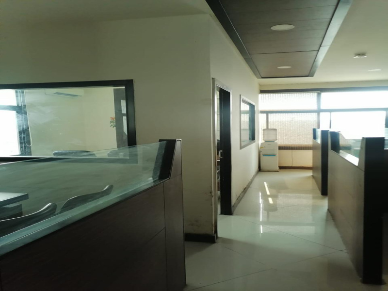  Office Space 1000 Sq.ft. for Rent in Vibhuti Khand, Gomti Nagar, Lucknow