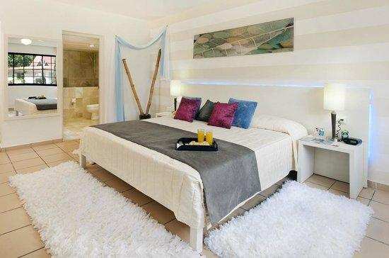 4 BHK House 3175 Sq.ft. for Sale in Whitefield, Soukya Road, Bangalore