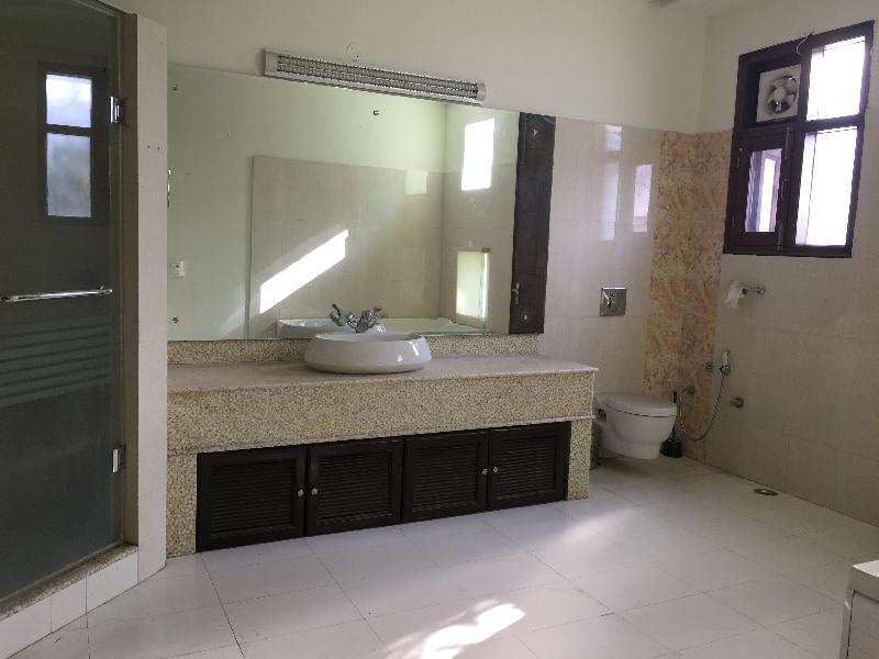 6 BHK House 3500 Sq.ft. for Rent in