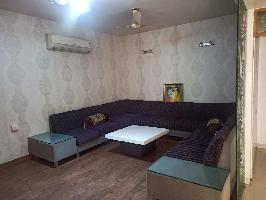 4 BHK Flat for Rent in Palasia Square, Indore