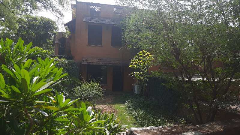 4 BHK Farm House 2 Acre for Rent in