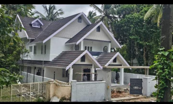 4 BHK House for Sale in Chandranagar, Palakkad