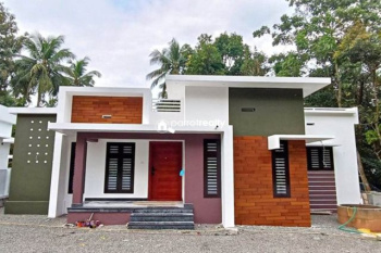 2 BHK House for Sale in Vadakkencherry, Palakkad