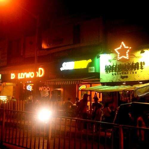  Commercial Shop 207 Sq.ft. for Sale in Khar West, Mumbai