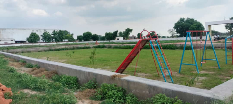  Residential Plot 900 Sq.ft. for Sale in Agra