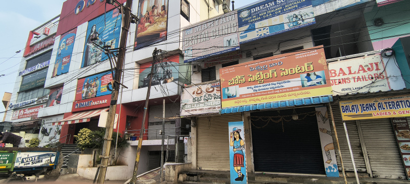  Commercial Shop 250 Sq.ft. for Rent in Santosh Nagar, Hyderabad