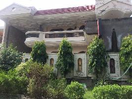 4 BHK House for Sale in Sector 32, Ludhiana