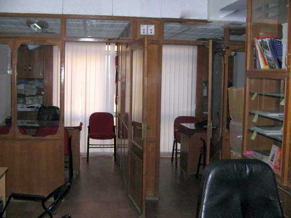 Office Space 580 Sq.ft. for Rent in