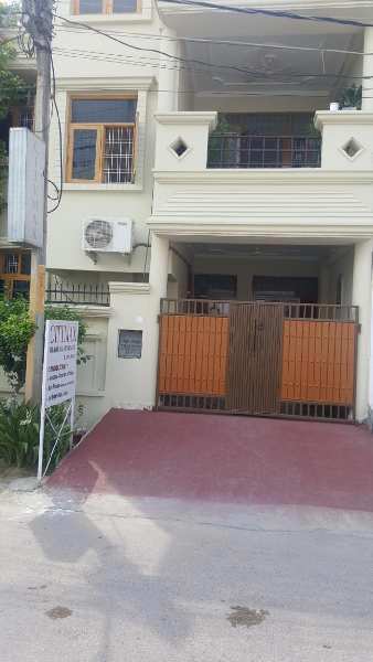 5 BHK House 1000 Sq.ft. for Sale in Viraj Khand 1,