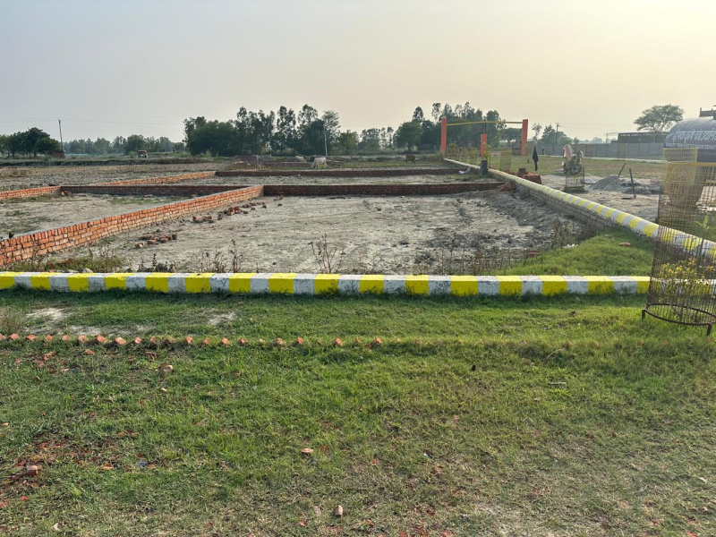  1300 Sq.ft. Commercial Land for Sale in Nilmatha, Lucknow