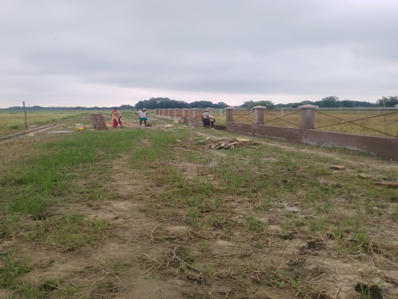  1300 Sq.ft. Residential Plot for Sale in Lucknow Kanpur Highway