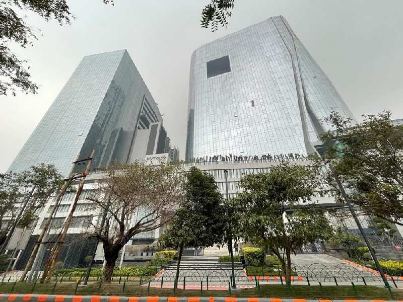 Showroom 3000 Sq.ft. for Rent in Sector 98 Noida