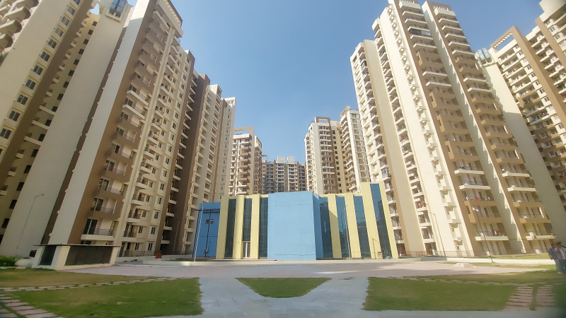 3 BHK Apartment 912 Sq.ft. for Sale in Sector 4 Greater Noida West