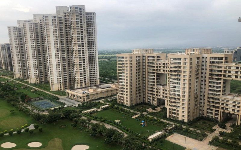 4.5 BHK Apartment 4323 Sq.ft. for Sale in Sector 128 Noida