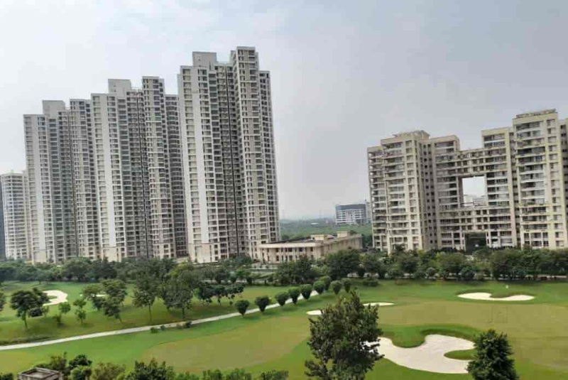 4.5 BHK Apartment 4323 Sq.ft. for Sale in Sector 128 Noida