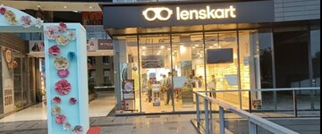  Commercial Shop 100 Sq.ft. for Sale in Sector 133 Noida