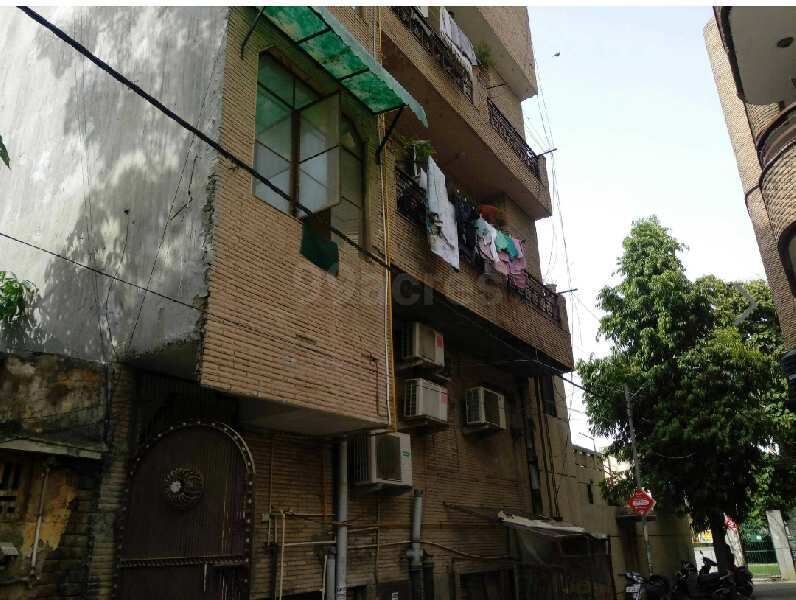 4 BHK Builder Floor 200 Sq. Yards for Sale in Block 4 Tilak Nagar, Delhi