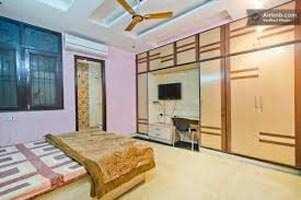 3 BHK Flat for Rent in Sarvpriya Vihar, Delhi