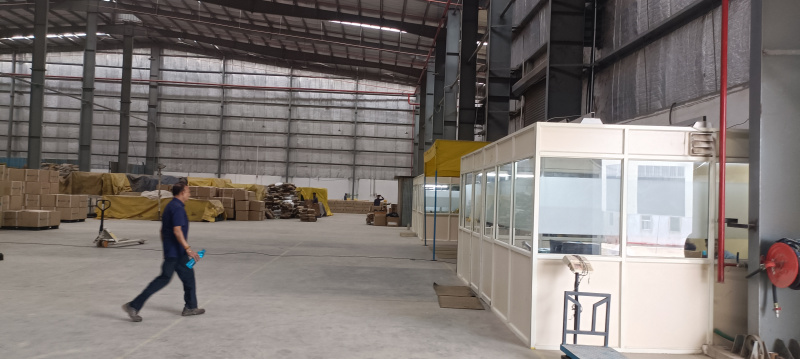 30000 Sq.ft. Warehouse for Rent in NH 8, Vapi