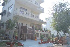 1 BHK House for Rent in Sector 17 Gurgaon
