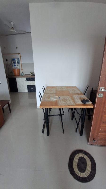 2 BHK Apartment 1080 Sq.ft. for Rent in Vaishno Devi Circle, Sarkhej, Ahmedabad
