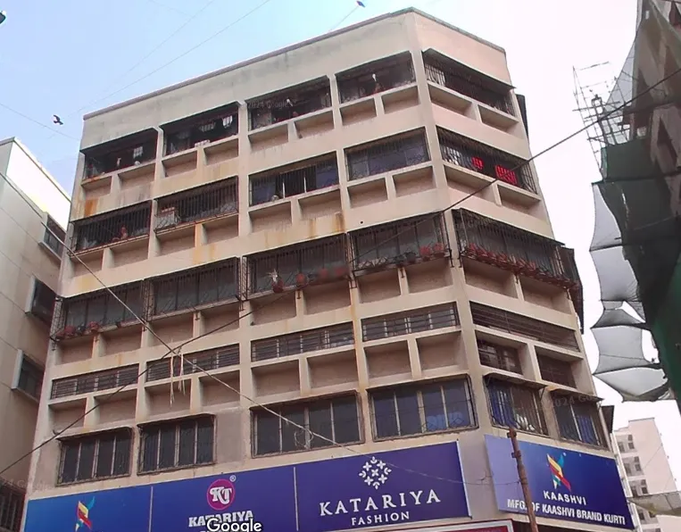  Commercial Shop 2800 Sq.ft. for Sale in Ganesh Peth, Pune