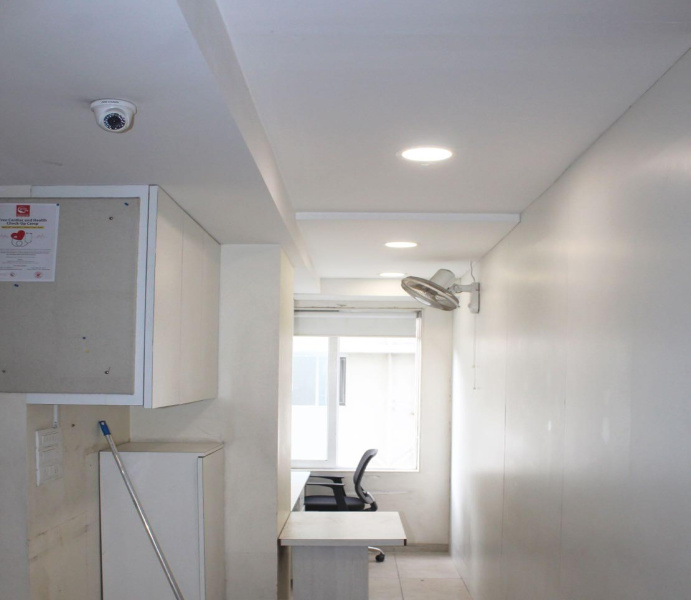  Office Space 1250 Sq.ft. for Rent in Shivaji Nagar, Pune