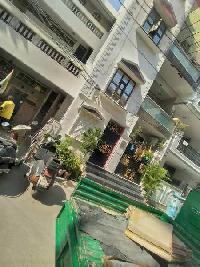 4 BHK House for Sale in BL Block, Shalimar Bagh, Delhi
