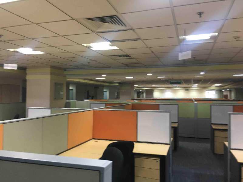 Office Space 2700 Sq.ft. for Rent in