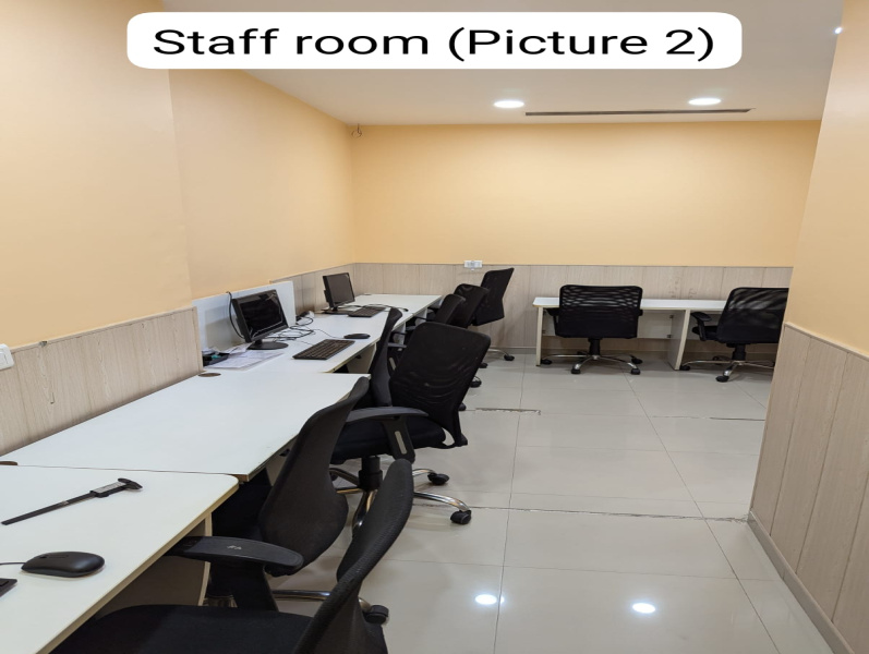  Office Space 1200 Sq.ft. for Rent in Jhandewalan Extension, Delhi