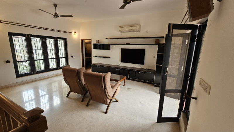4.5 BHK Villa 4305 Sq.ft. for Sale in Rajankunte, Bangalore